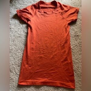 Lululemon Swiftly Tech Short Sleeve Shirt